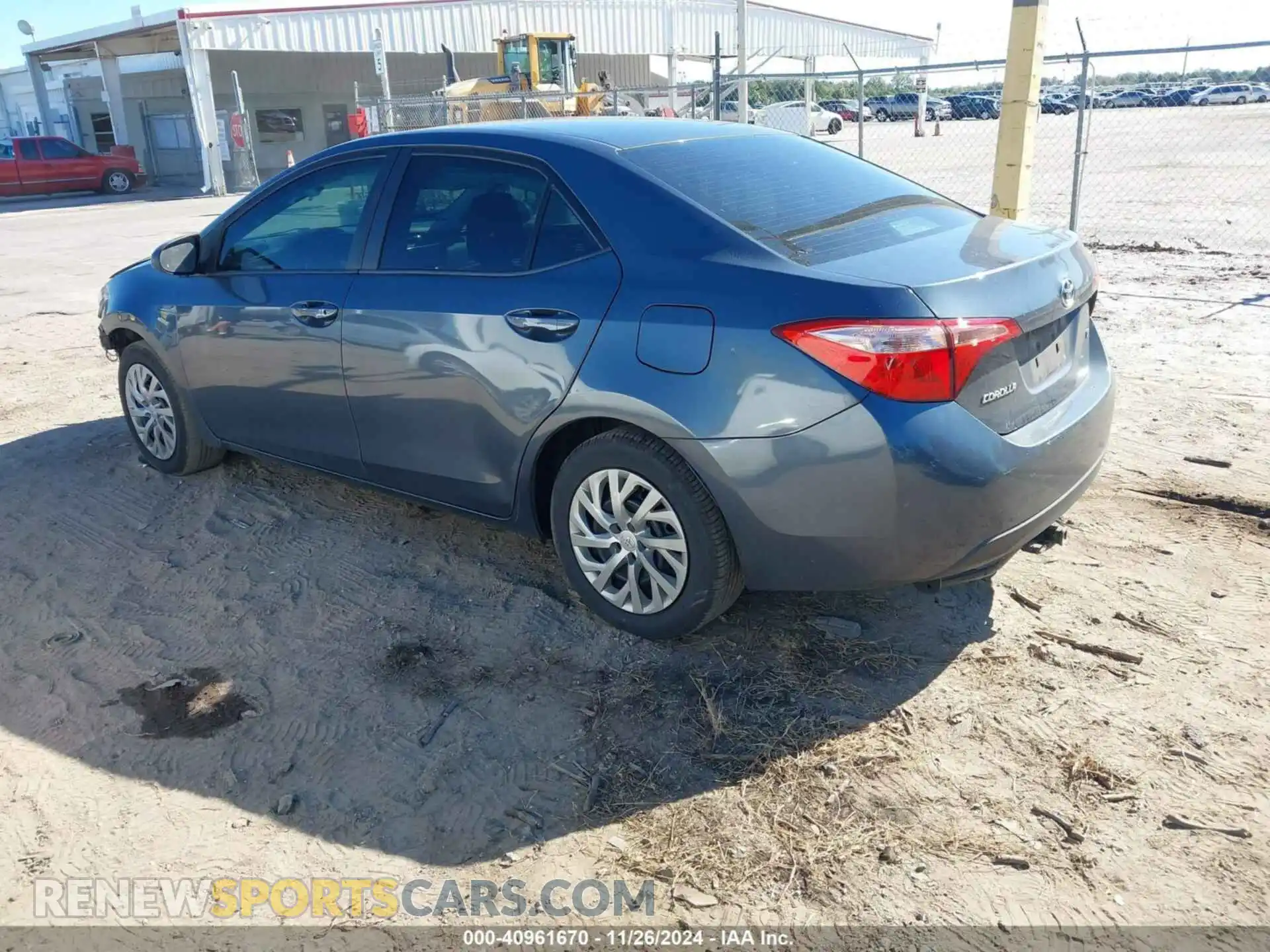 3 Photograph of a damaged car 2T1BURHE8KC175669 TOYOTA COROLLA 2019