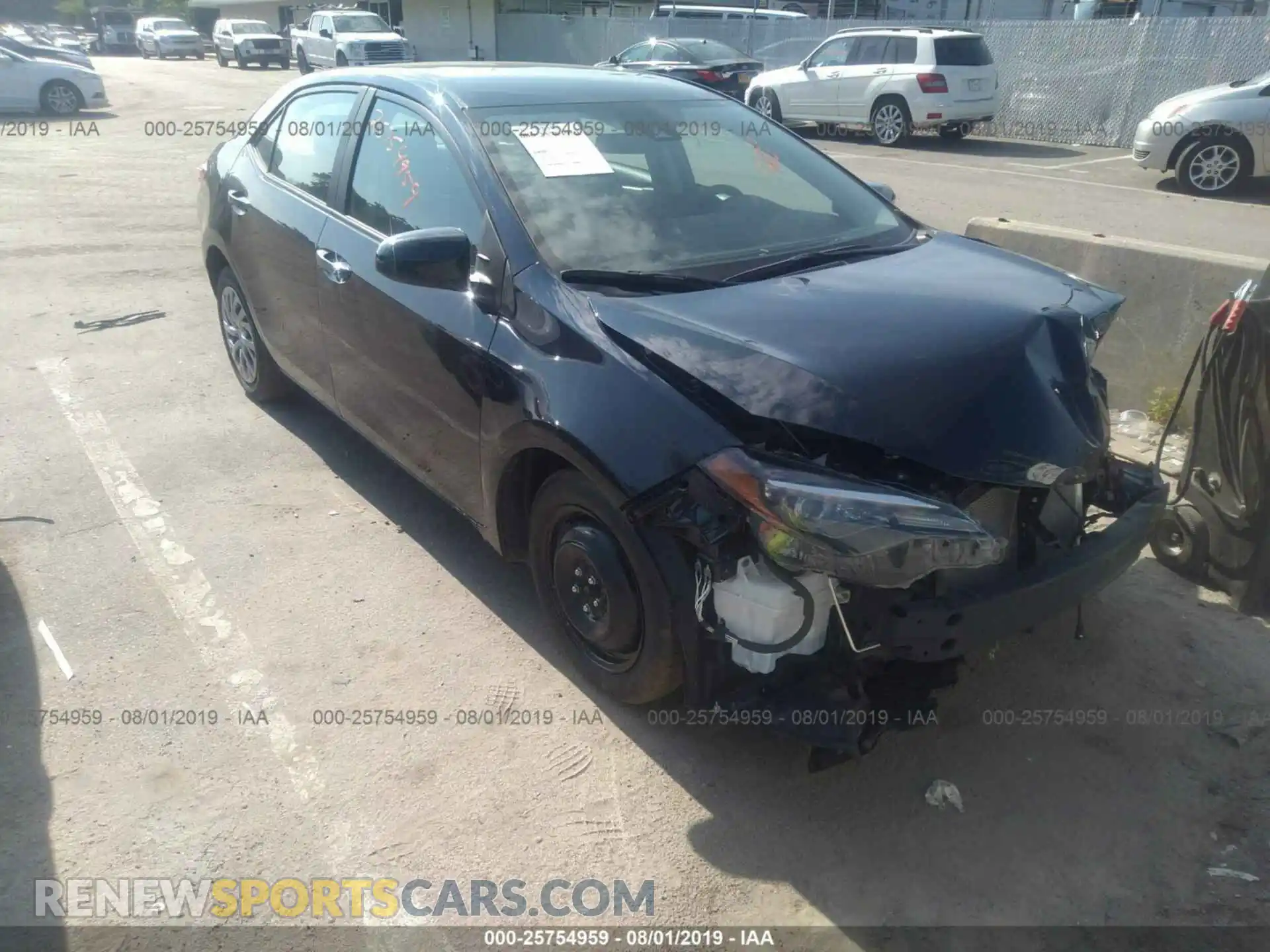 1 Photograph of a damaged car 2T1BURHE8KC183898 TOYOTA COROLLA 2019