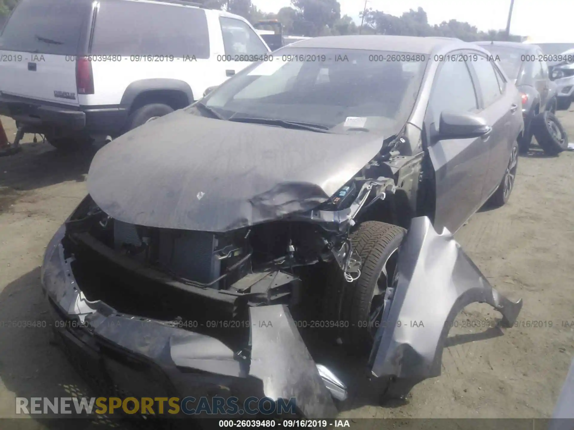 2 Photograph of a damaged car 2T1BURHE8KC204331 TOYOTA COROLLA 2019