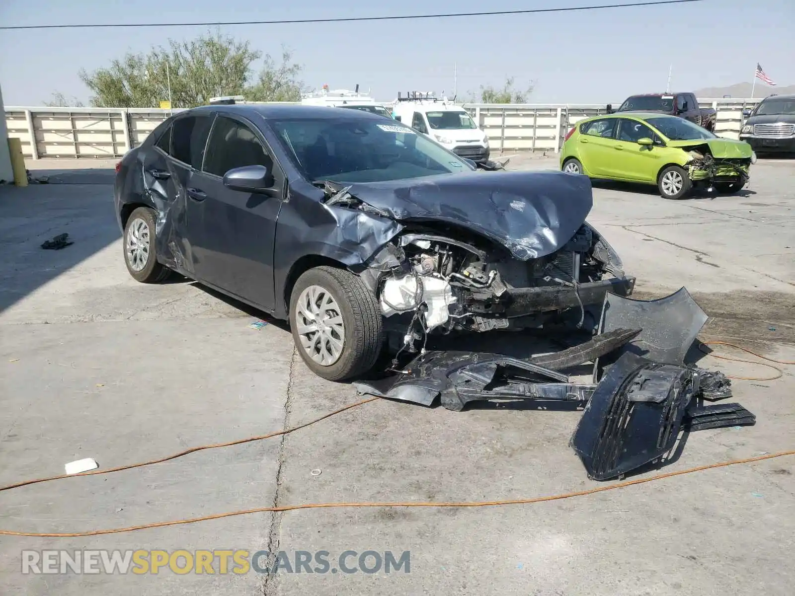 1 Фотография поврежденного автомобиля 2T1BURHE8KC211599 TOYOTA COROLLA 2019