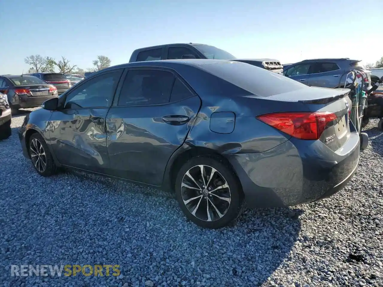 2 Photograph of a damaged car 2T1BURHE8KC219752 TOYOTA COROLLA 2019