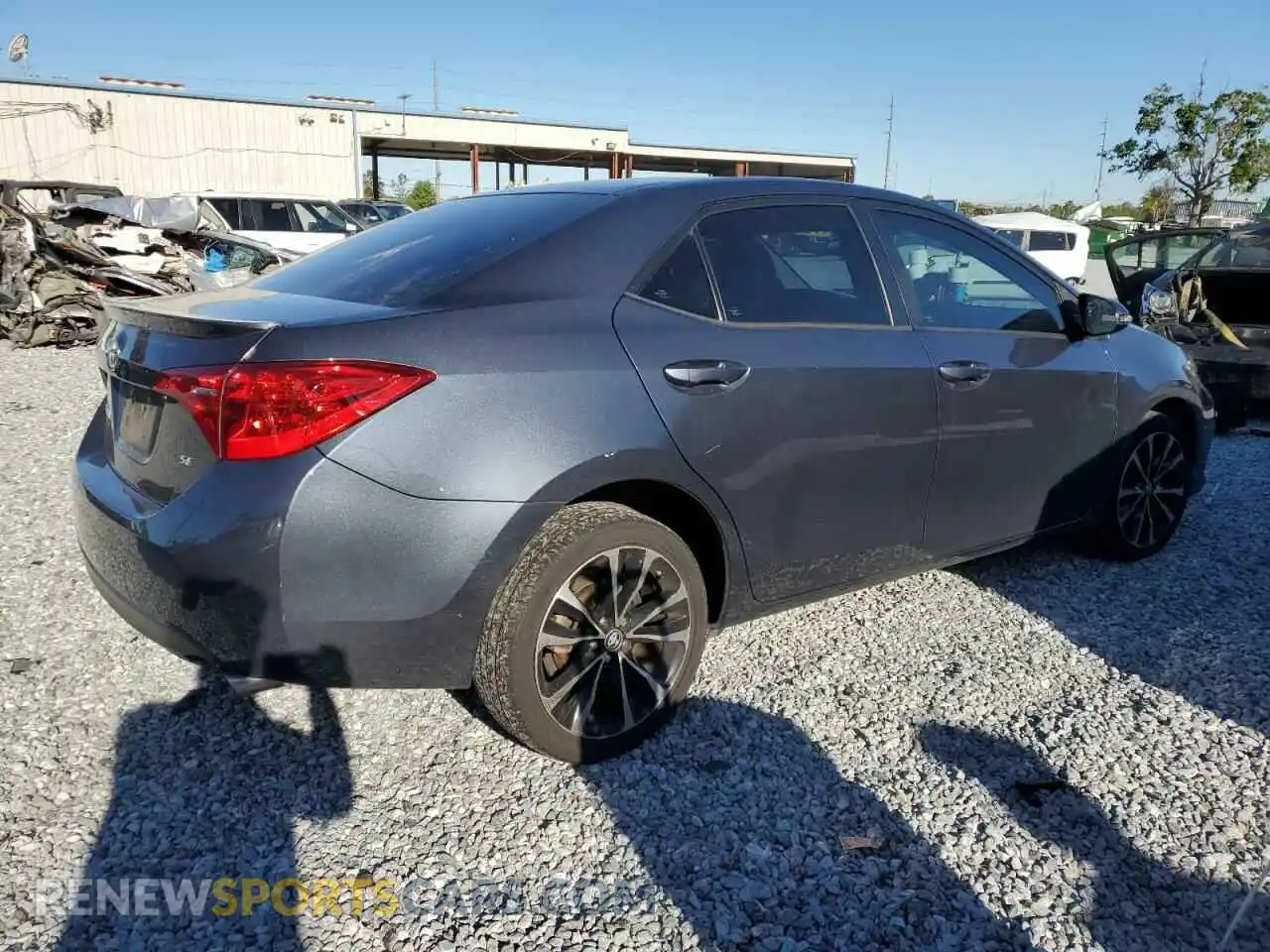3 Photograph of a damaged car 2T1BURHE8KC219752 TOYOTA COROLLA 2019