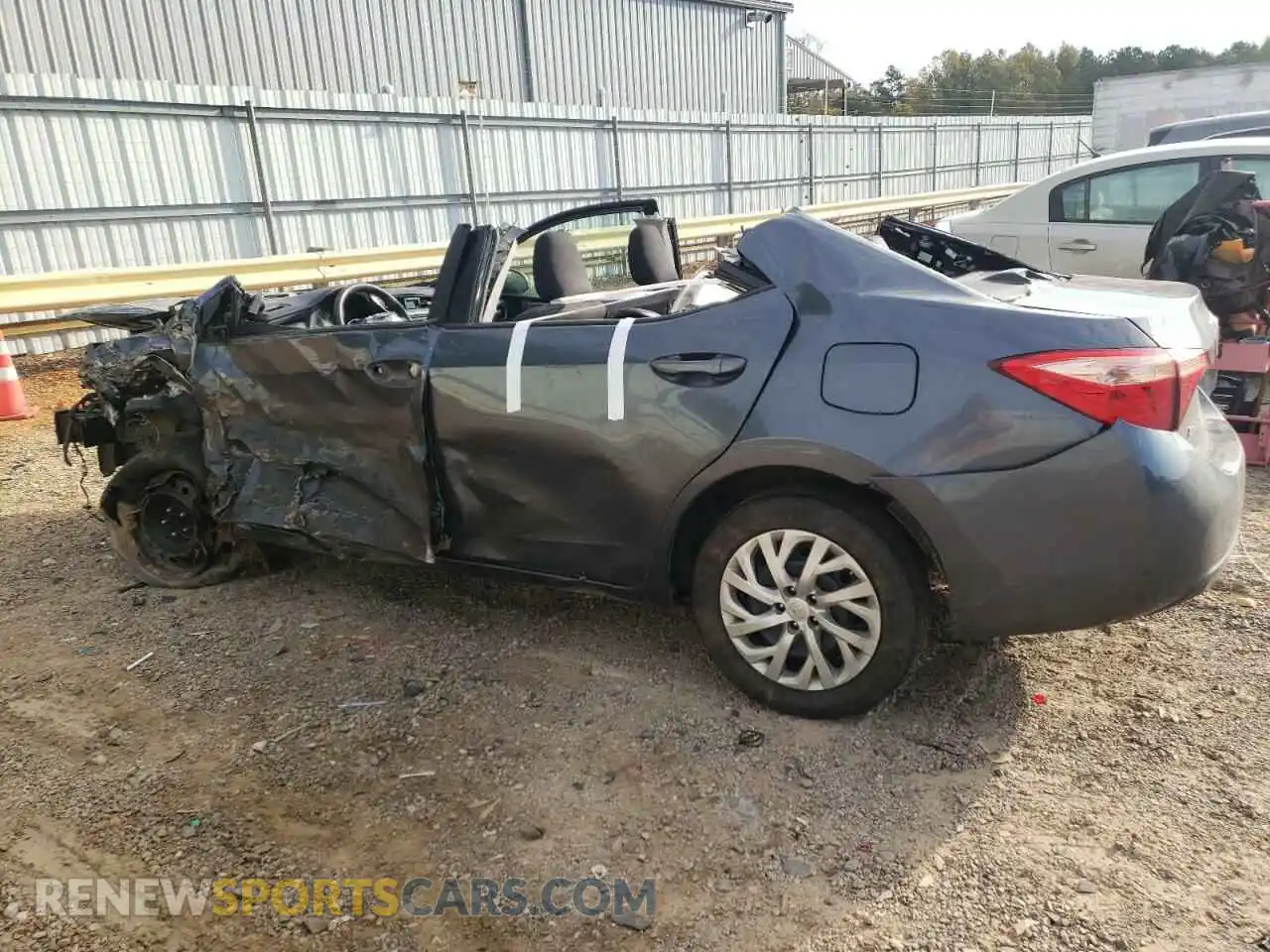 2 Photograph of a damaged car 2T1BURHE8KC233229 TOYOTA COROLLA 2019