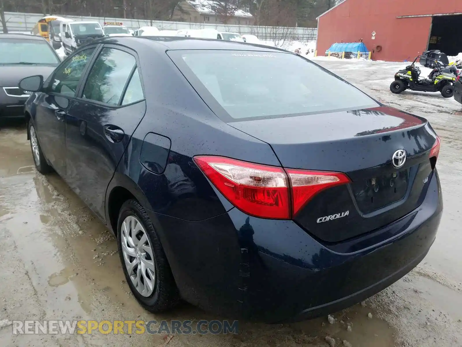 3 Photograph of a damaged car 2T1BURHE8KC235174 TOYOTA COROLLA 2019