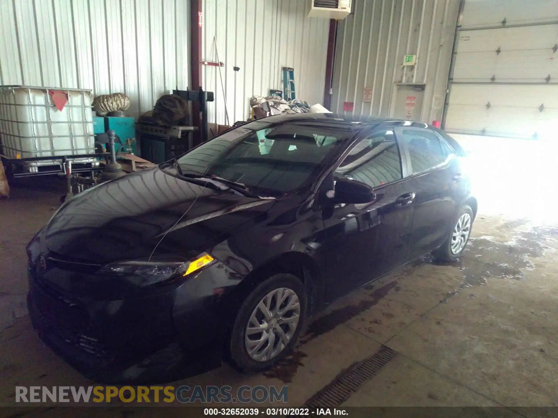 2 Photograph of a damaged car 2T1BURHE8KC241668 TOYOTA COROLLA 2019