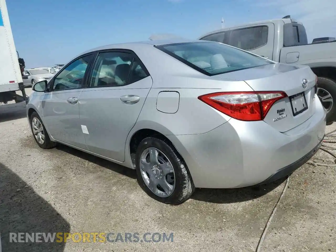 2 Photograph of a damaged car 2T1BURHE9GC685293 TOYOTA COROLLA 2019