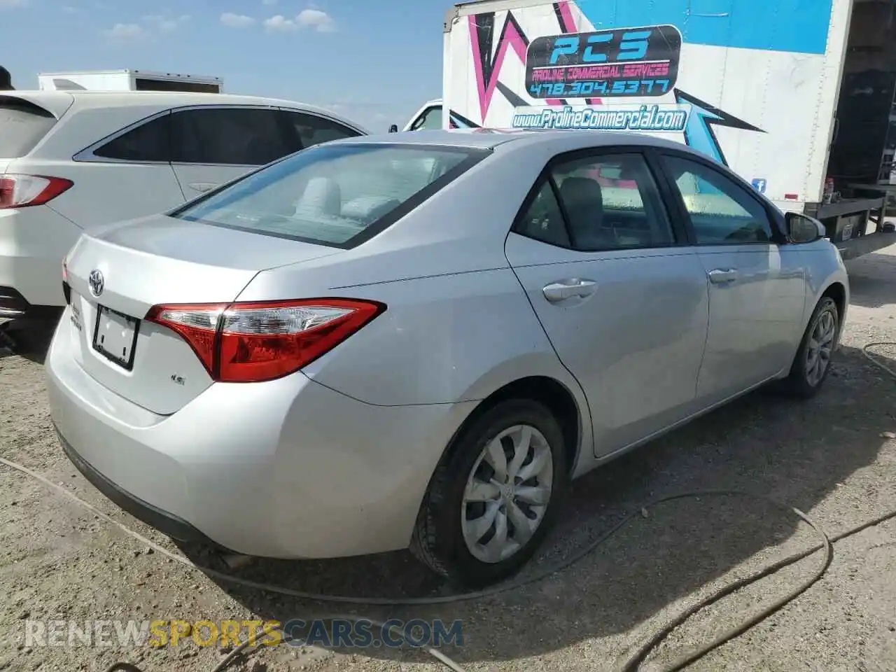 3 Photograph of a damaged car 2T1BURHE9GC685293 TOYOTA COROLLA 2019