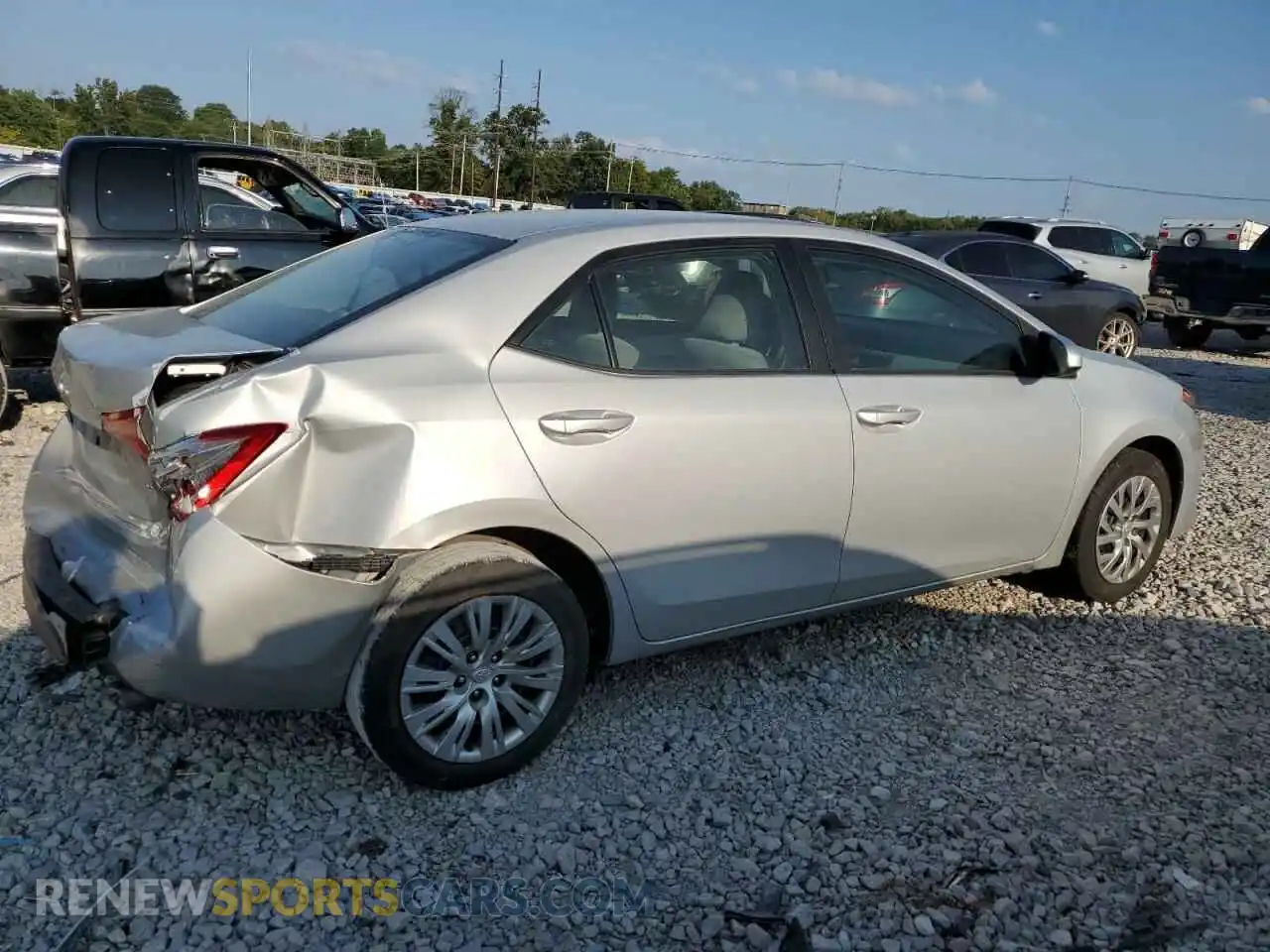 3 Photograph of a damaged car 2T1BURHE9KC131468 TOYOTA COROLLA 2019