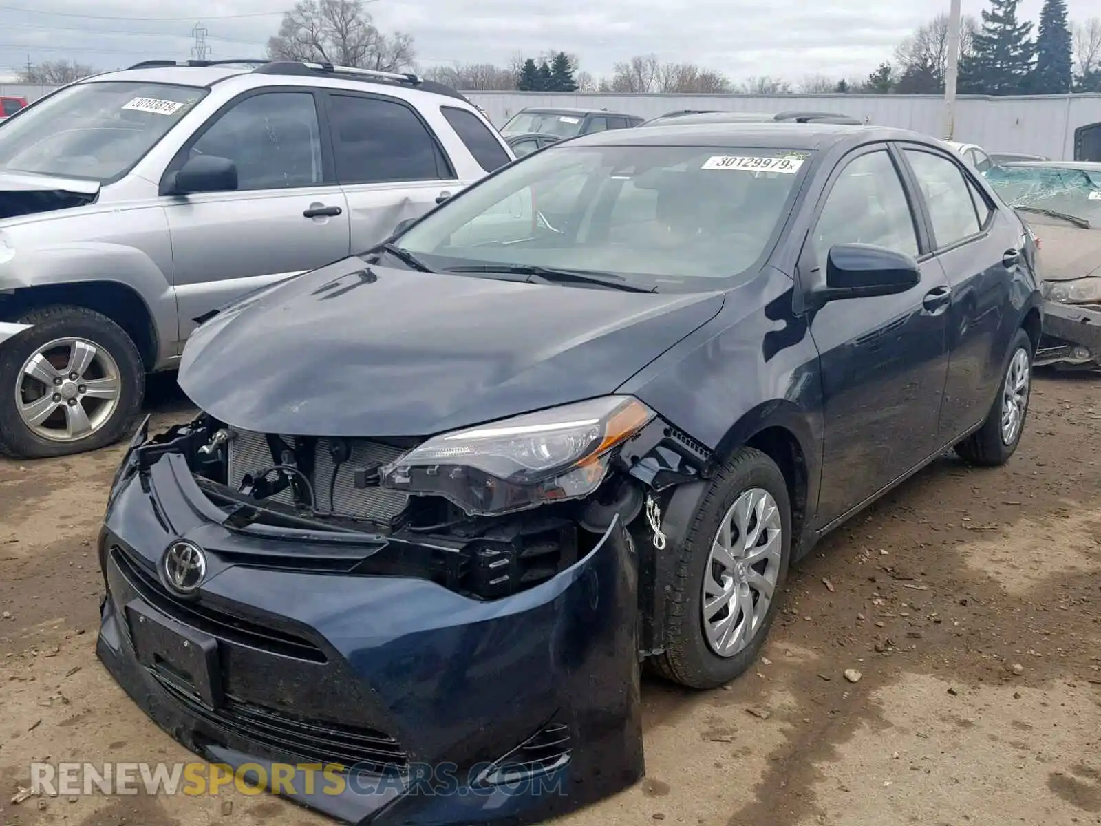 2 Photograph of a damaged car 2T1BURHE9KC135617 TOYOTA COROLLA 2019