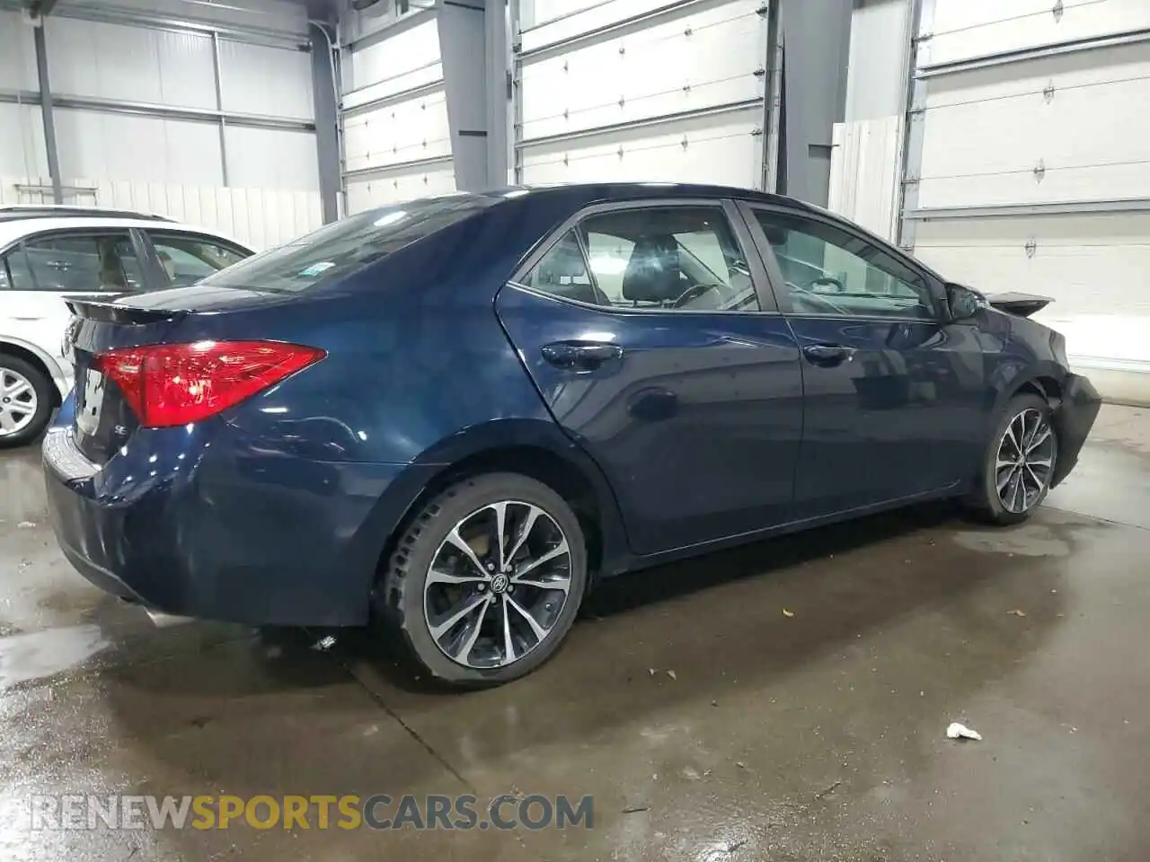 3 Photograph of a damaged car 2T1BURHE9KC137562 TOYOTA COROLLA 2019