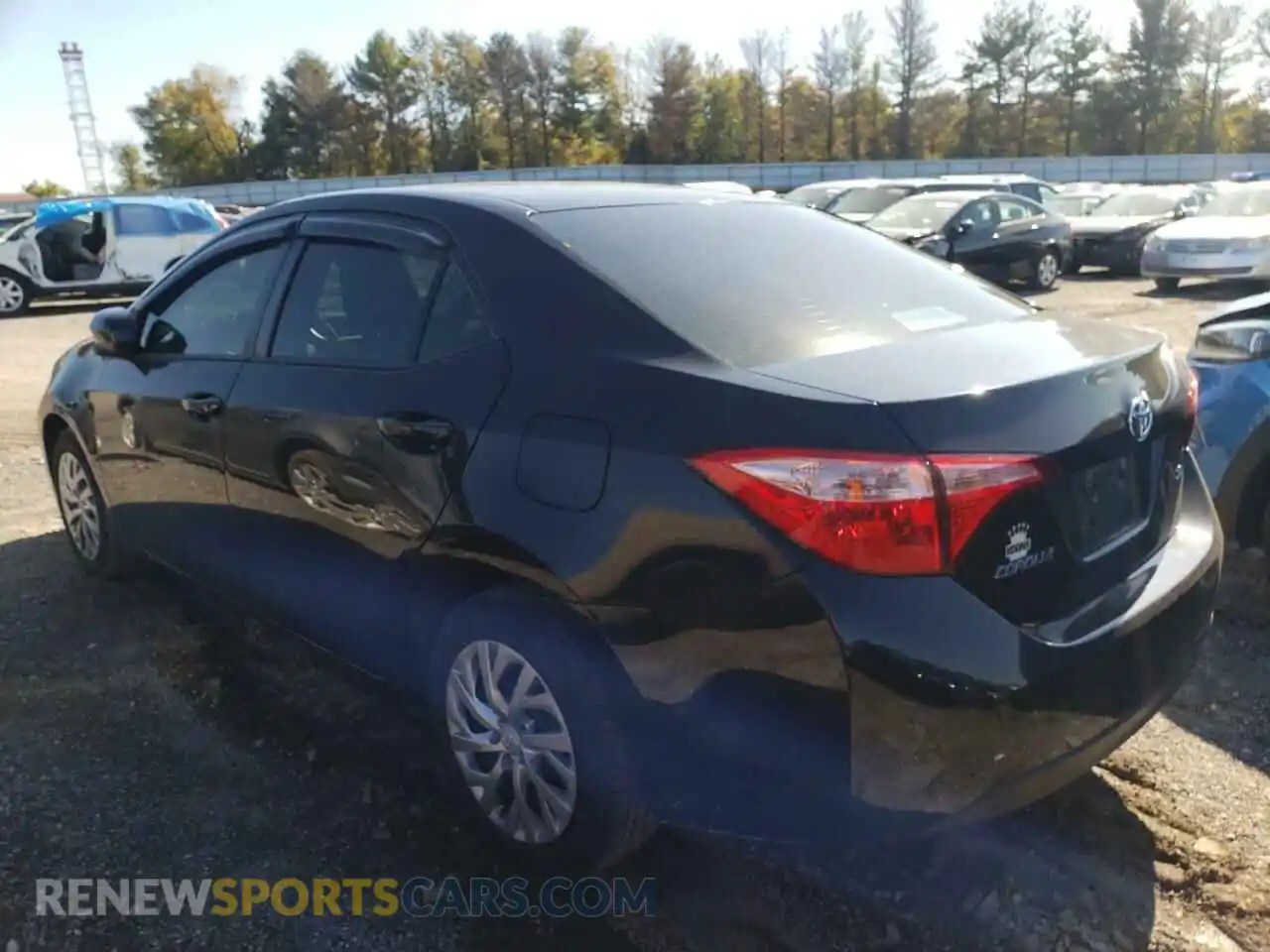 3 Photograph of a damaged car 2T1BURHE9KC140087 TOYOTA COROLLA 2019