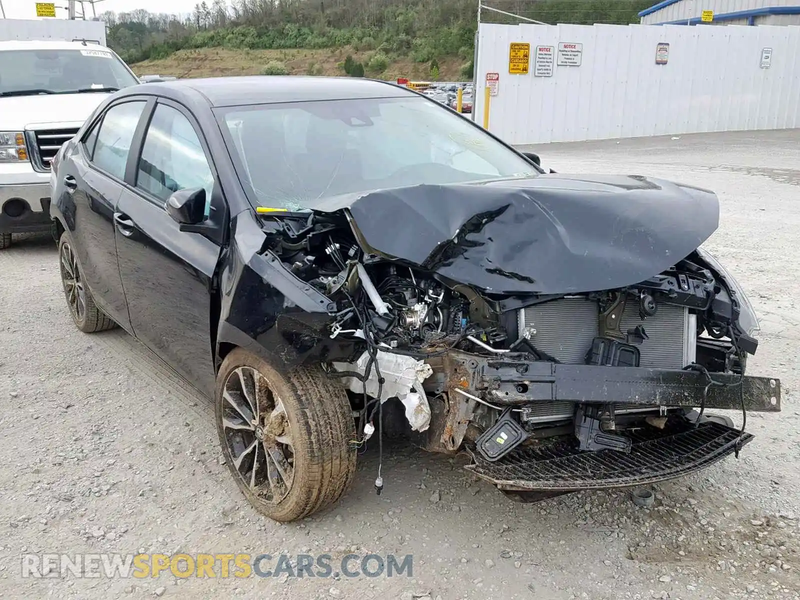 1 Photograph of a damaged car 2T1BURHE9KC154197 TOYOTA COROLLA 2019