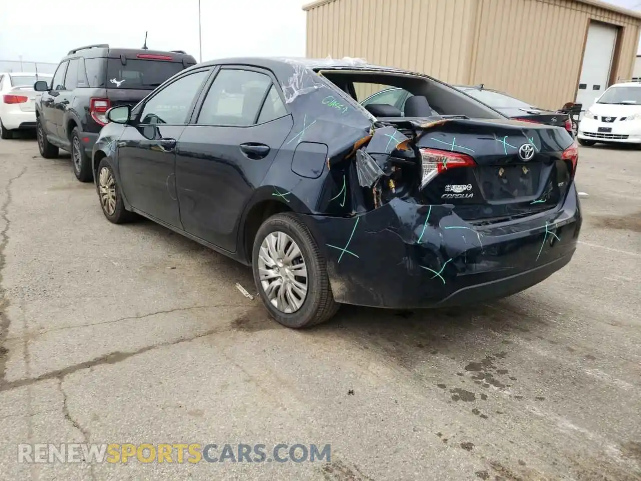 3 Photograph of a damaged car 2T1BURHE9KC158489 TOYOTA COROLLA 2019