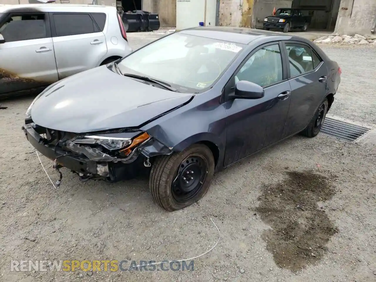 2 Фотография поврежденного автомобиля 2T1BURHE9KC163367 TOYOTA COROLLA 2019