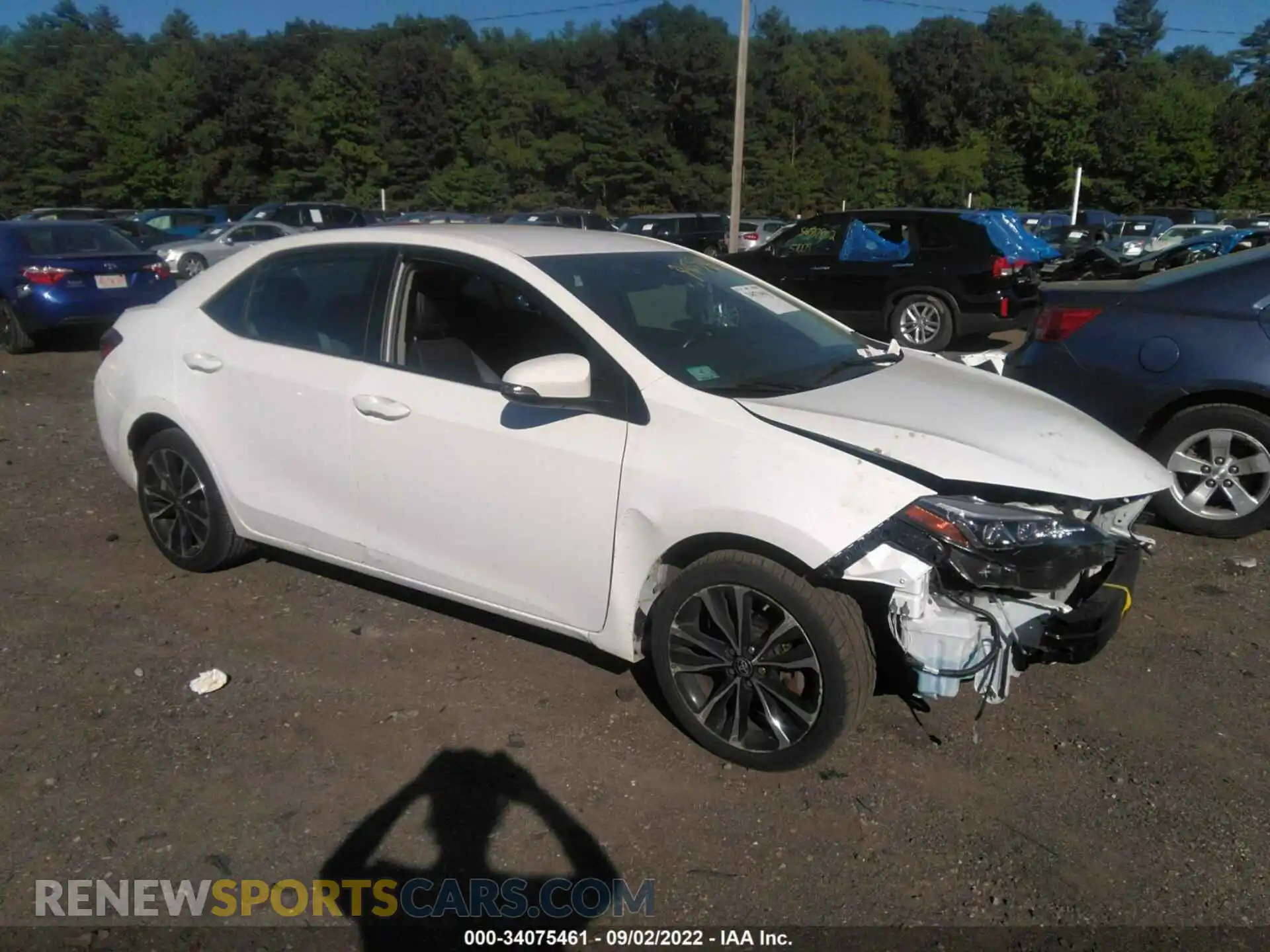 1 Photograph of a damaged car 2T1BURHE9KC170965 TOYOTA COROLLA 2019
