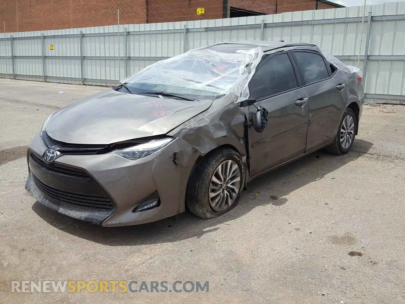 2 Photograph of a damaged car 2T1BURHE9KC190911 TOYOTA COROLLA 2019