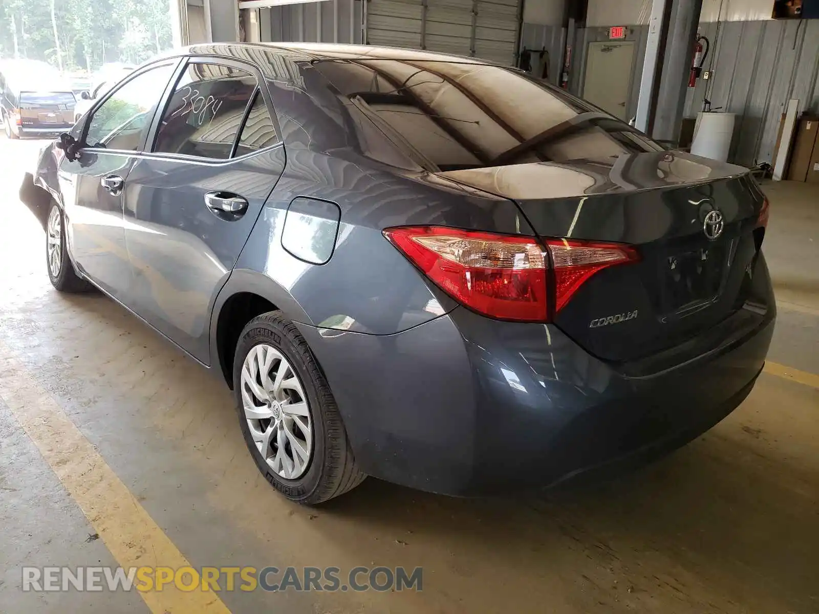 3 Photograph of a damaged car 2T1BURHE9KC210509 TOYOTA COROLLA 2019