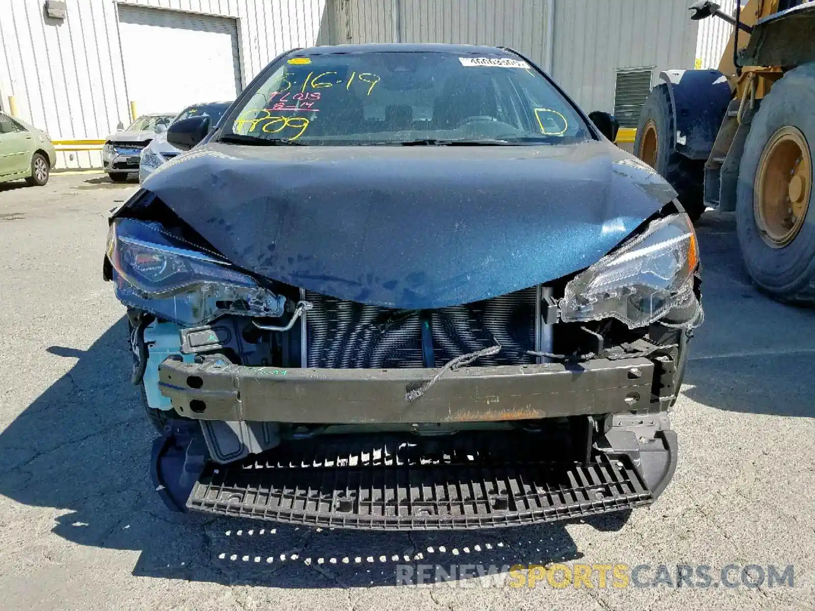 9 Photograph of a damaged car 2T1BURHE9KC220165 TOYOTA COROLLA 2019