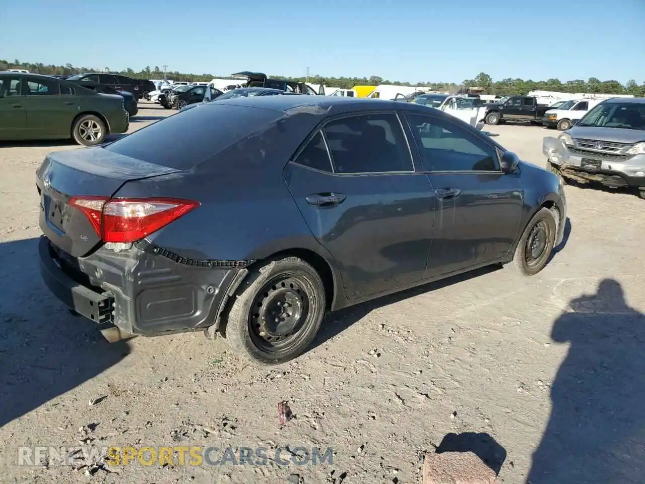 3 fotografías del automóvil dañado 2T1BURHE9KC237743 TOYOTA COROLLA 2019