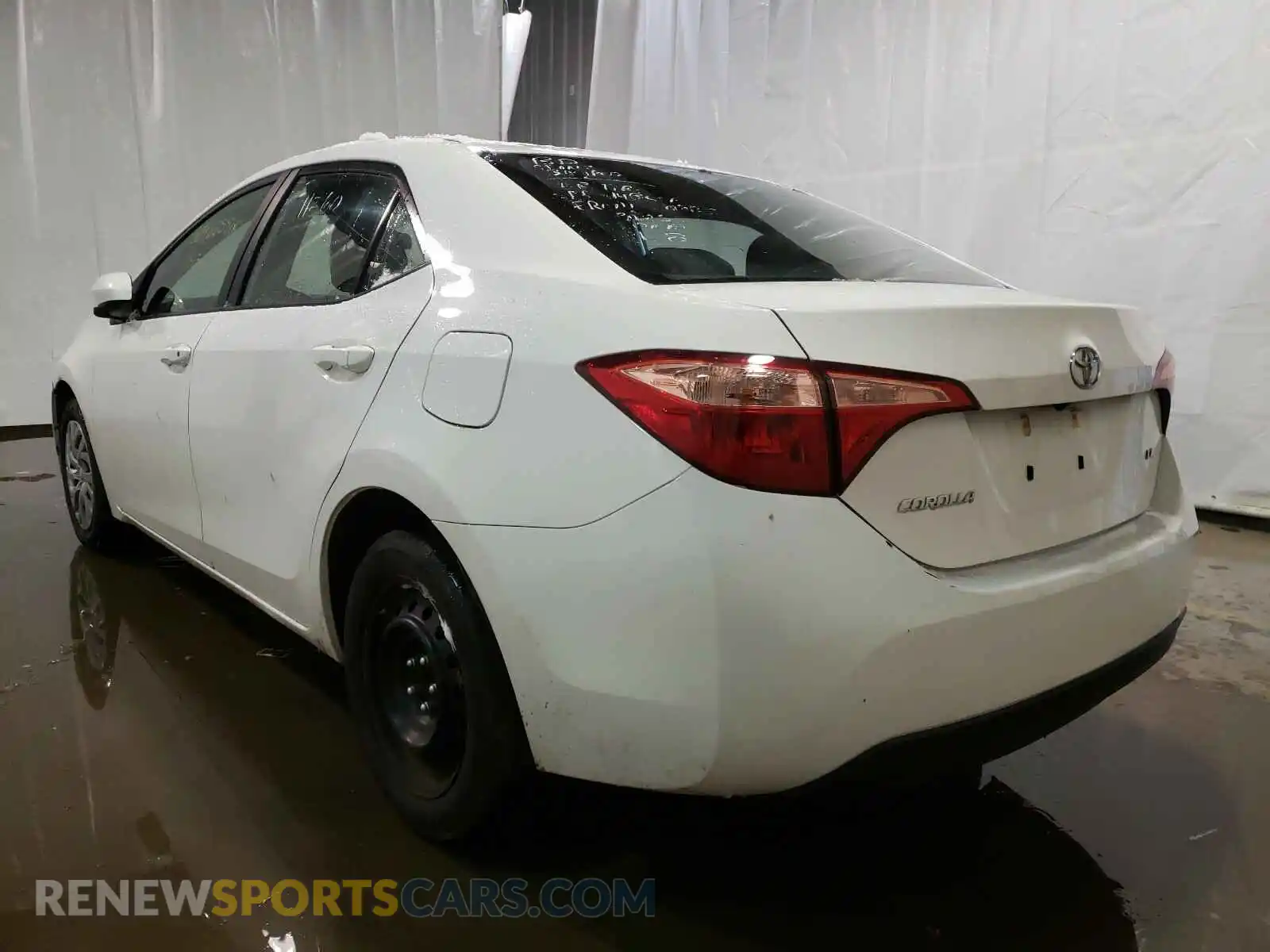 3 Photograph of a damaged car 2T1BURHE9KC243185 TOYOTA COROLLA 2019