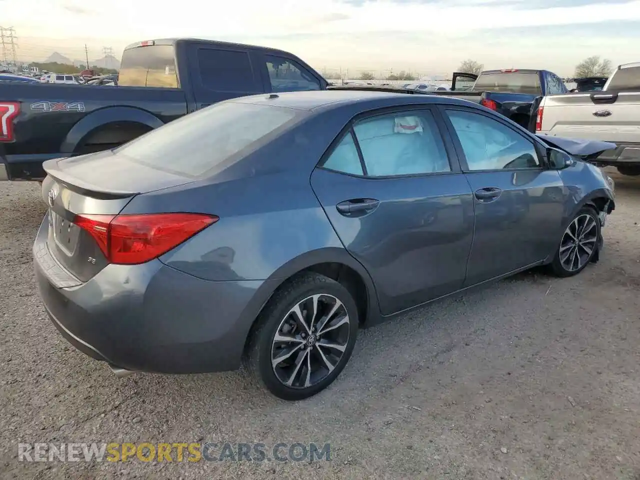 3 Photograph of a damaged car 2T1BURHEXKC129213 TOYOTA COROLLA 2019