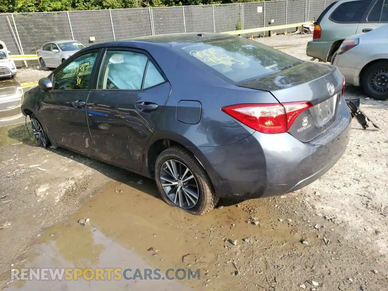 3 Photograph of a damaged car 2T1BURHEXKC137781 TOYOTA COROLLA 2019