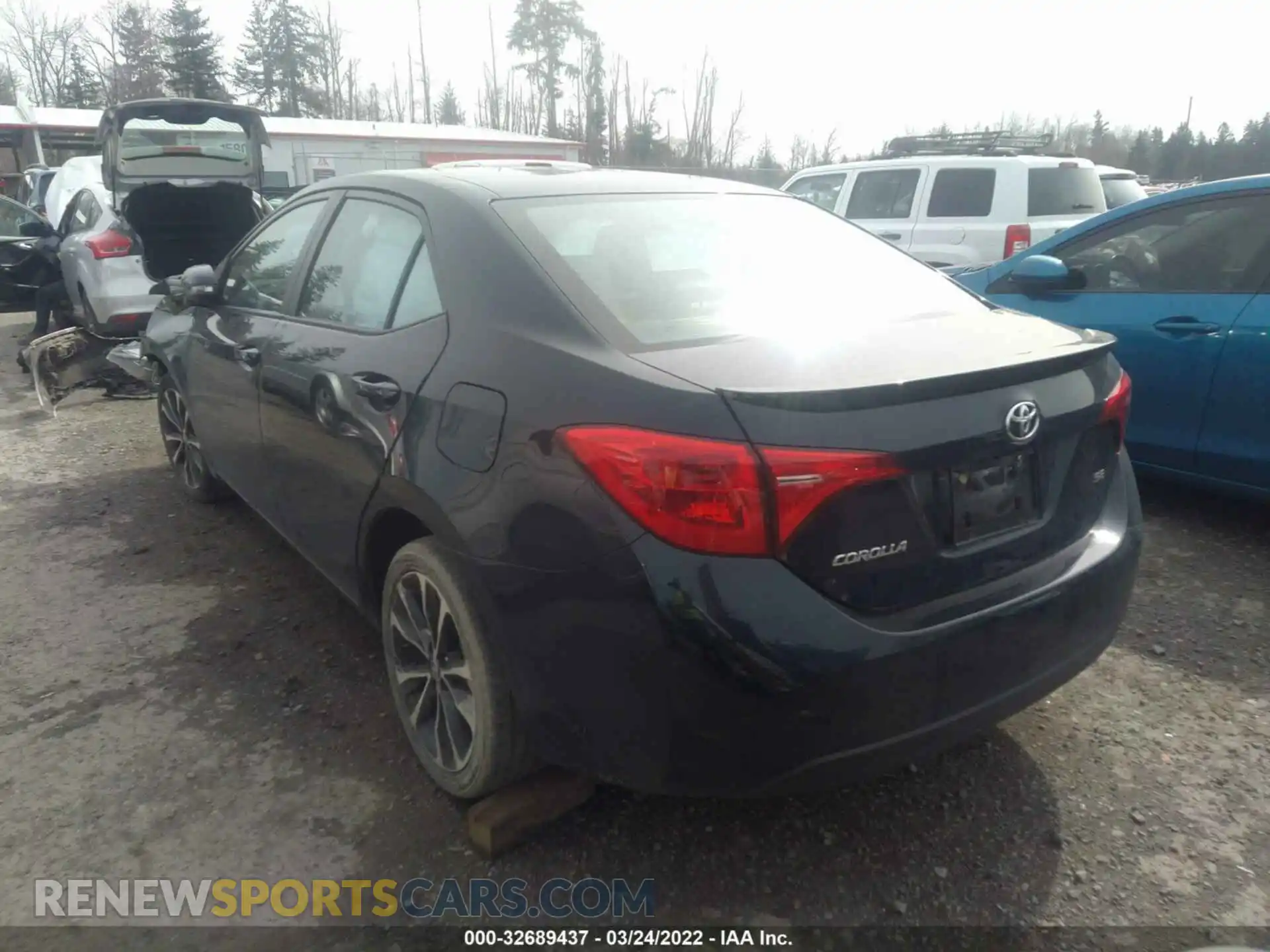 3 Photograph of a damaged car 2T1BURHEXKC139918 TOYOTA COROLLA 2019