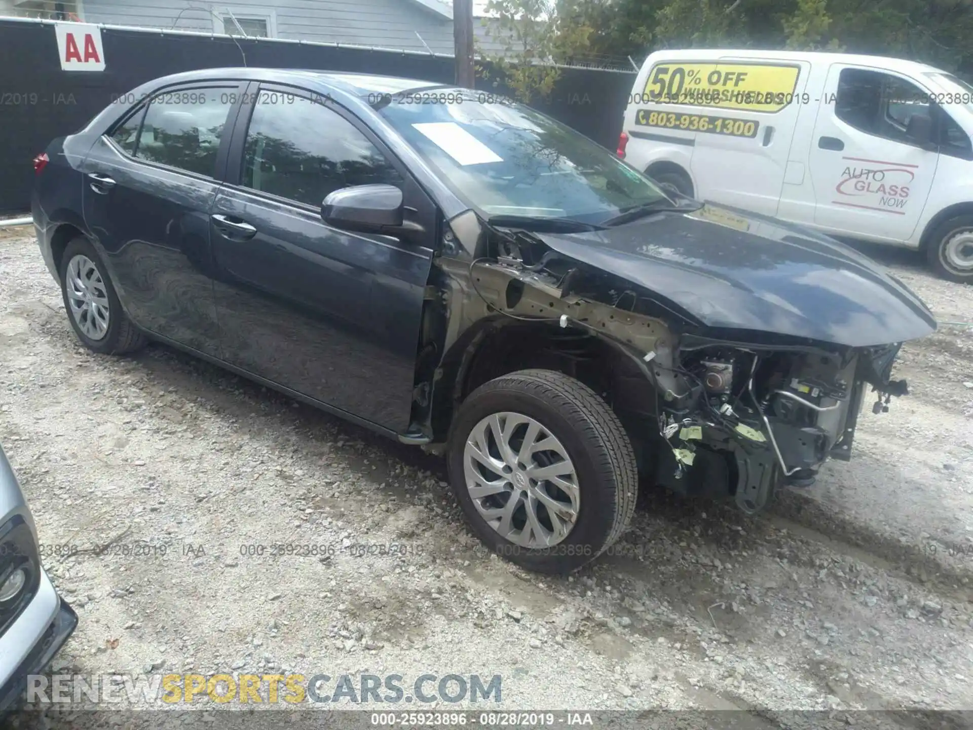 1 Photograph of a damaged car 2T1BURHEXKC152801 TOYOTA COROLLA 2019