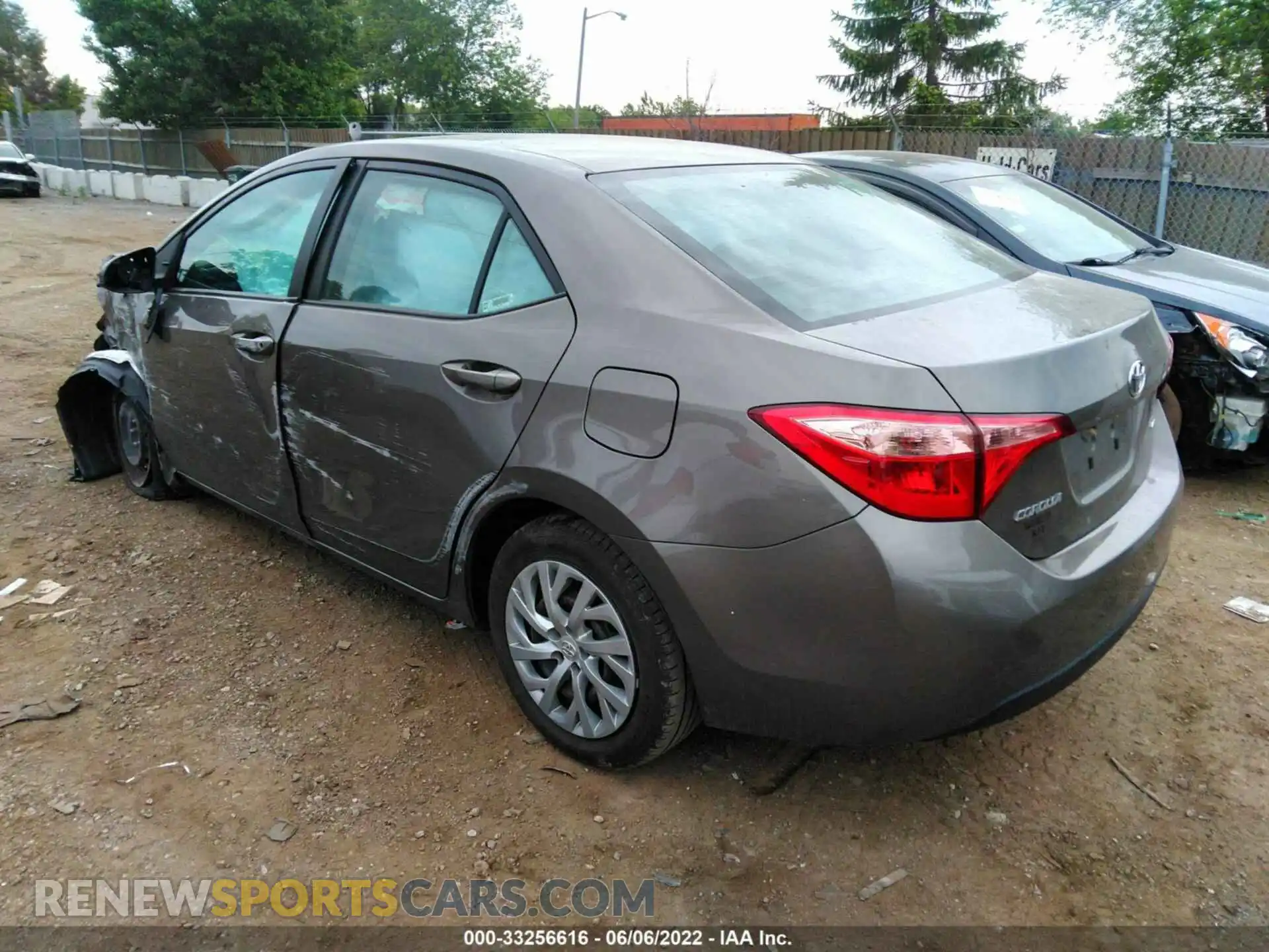 3 Photograph of a damaged car 2T1BURHEXKC155651 TOYOTA COROLLA 2019
