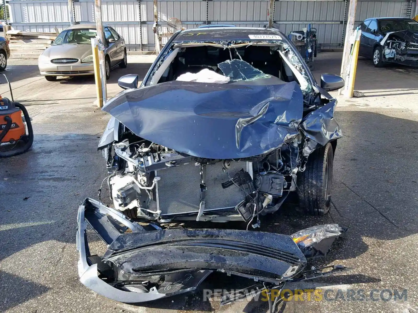 9 Photograph of a damaged car 2T1BURHEXKC169145 TOYOTA COROLLA 2019