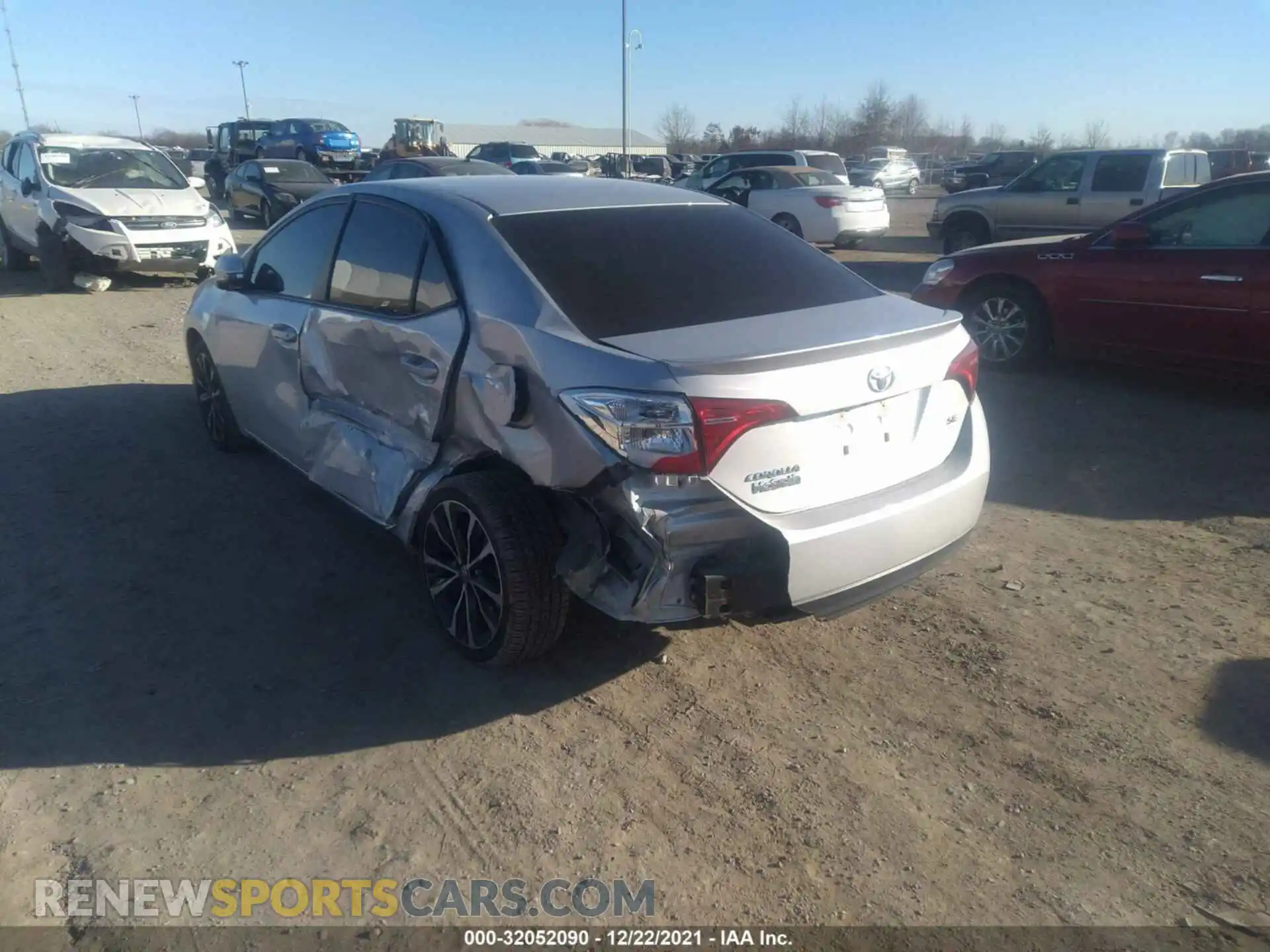 3 Photograph of a damaged car 2T1BURHEXKC169694 TOYOTA COROLLA 2019