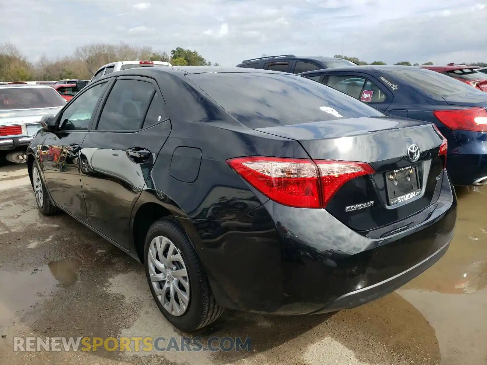 3 Photograph of a damaged car 2T1BURHEXKC170506 TOYOTA COROLLA 2019
