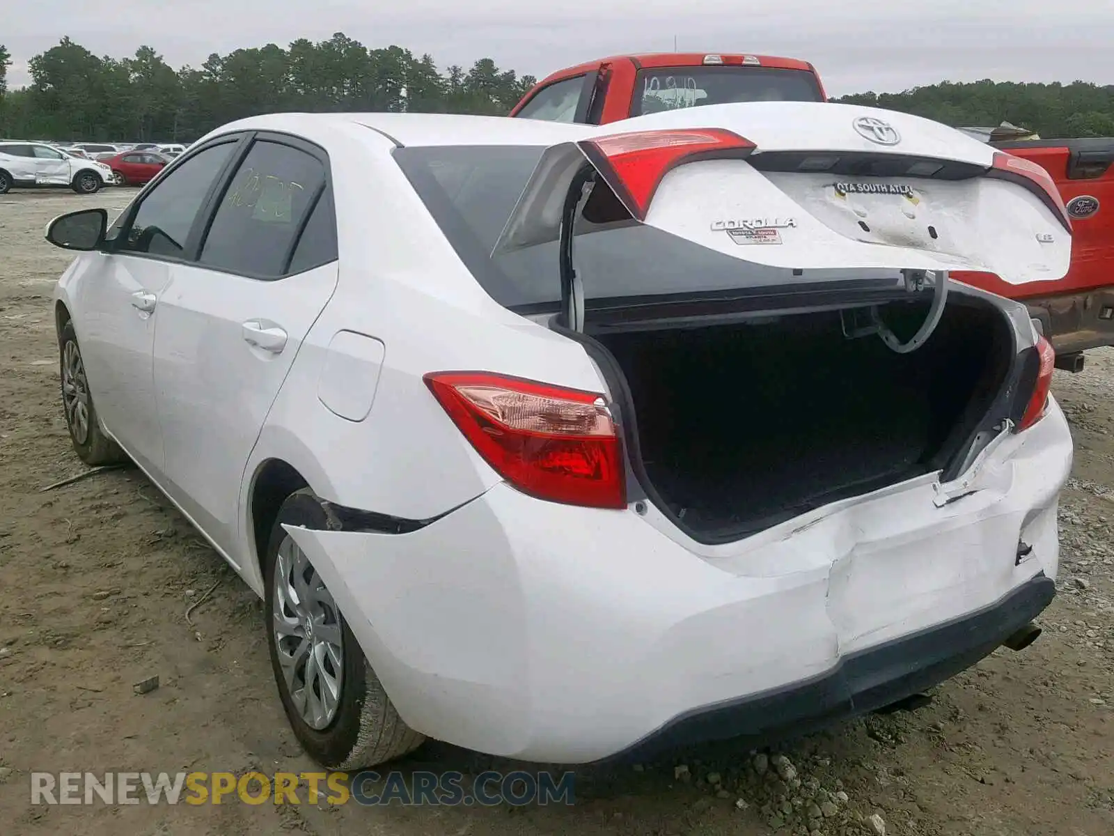 3 Photograph of a damaged car 2T1BURHEXKC182008 TOYOTA COROLLA 2019