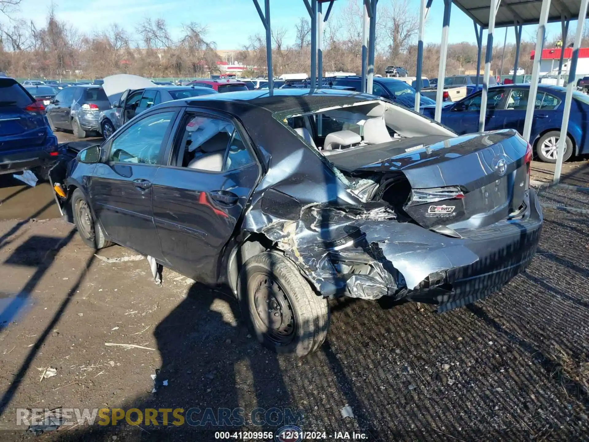 3 Photograph of a damaged car 2T1BURHEXKC185667 TOYOTA COROLLA 2019