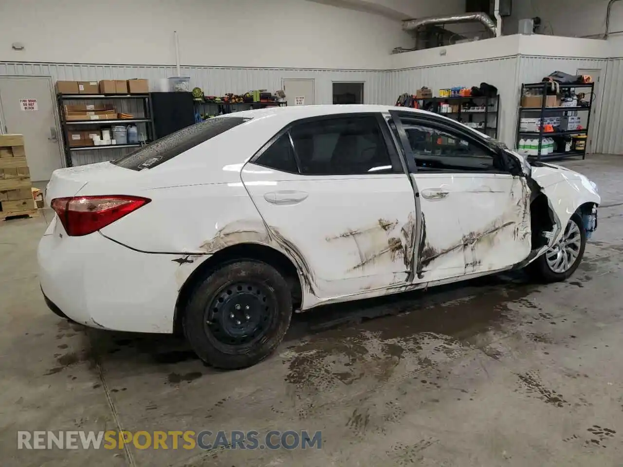 3 Photograph of a damaged car 2T1BURHEXKC208302 TOYOTA COROLLA 2019