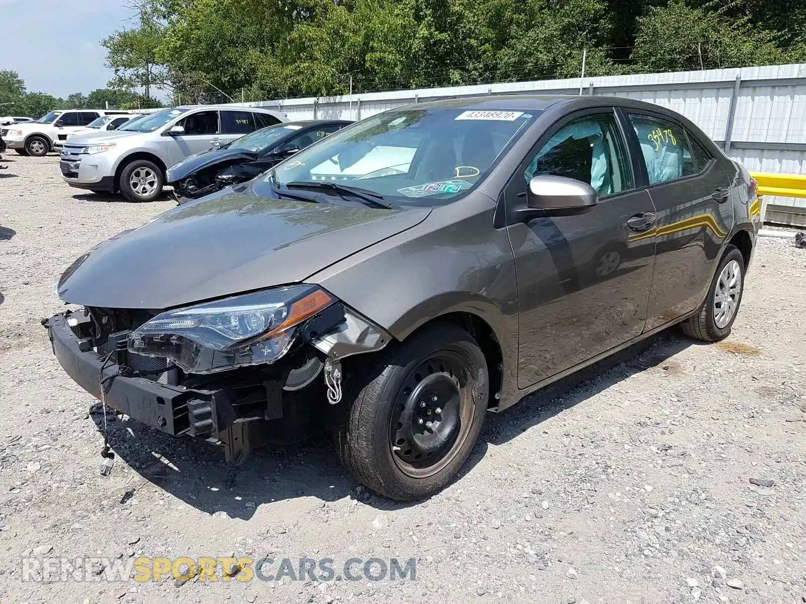 2 Photograph of a damaged car 2T1BURHEXKC210728 TOYOTA COROLLA 2019