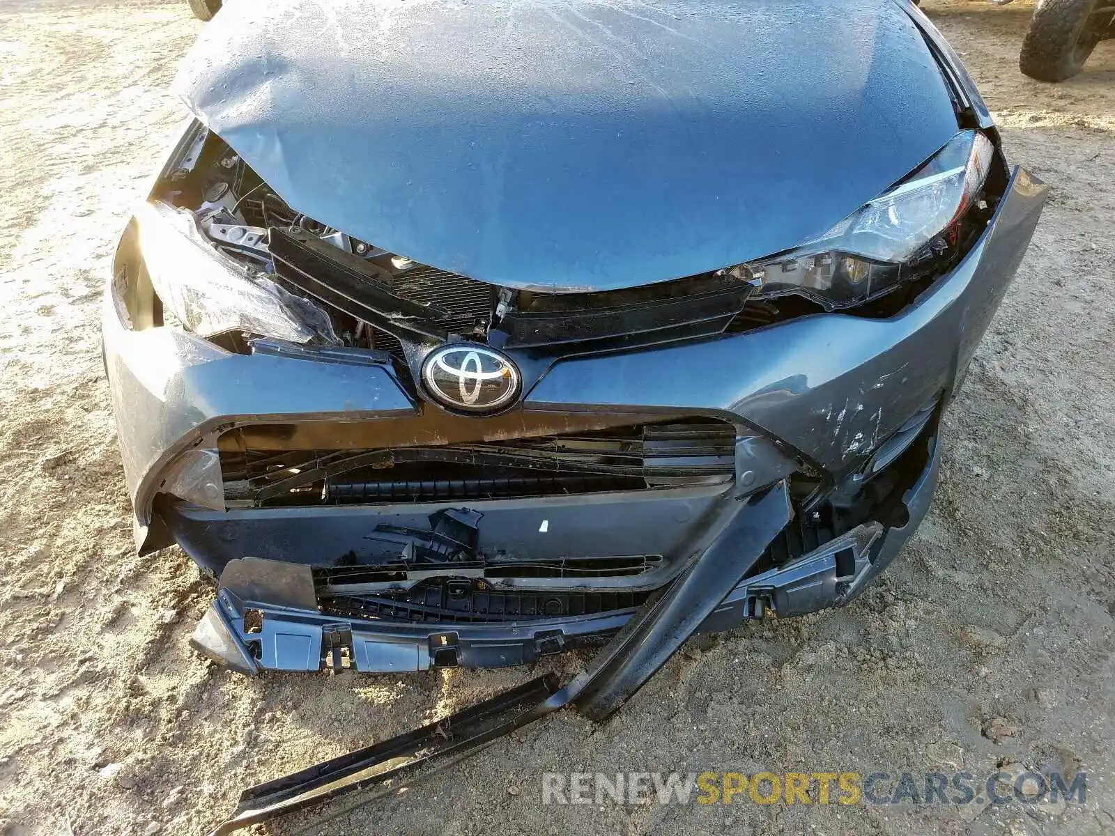 9 Photograph of a damaged car 2T1BURHEXKC215038 TOYOTA COROLLA 2019