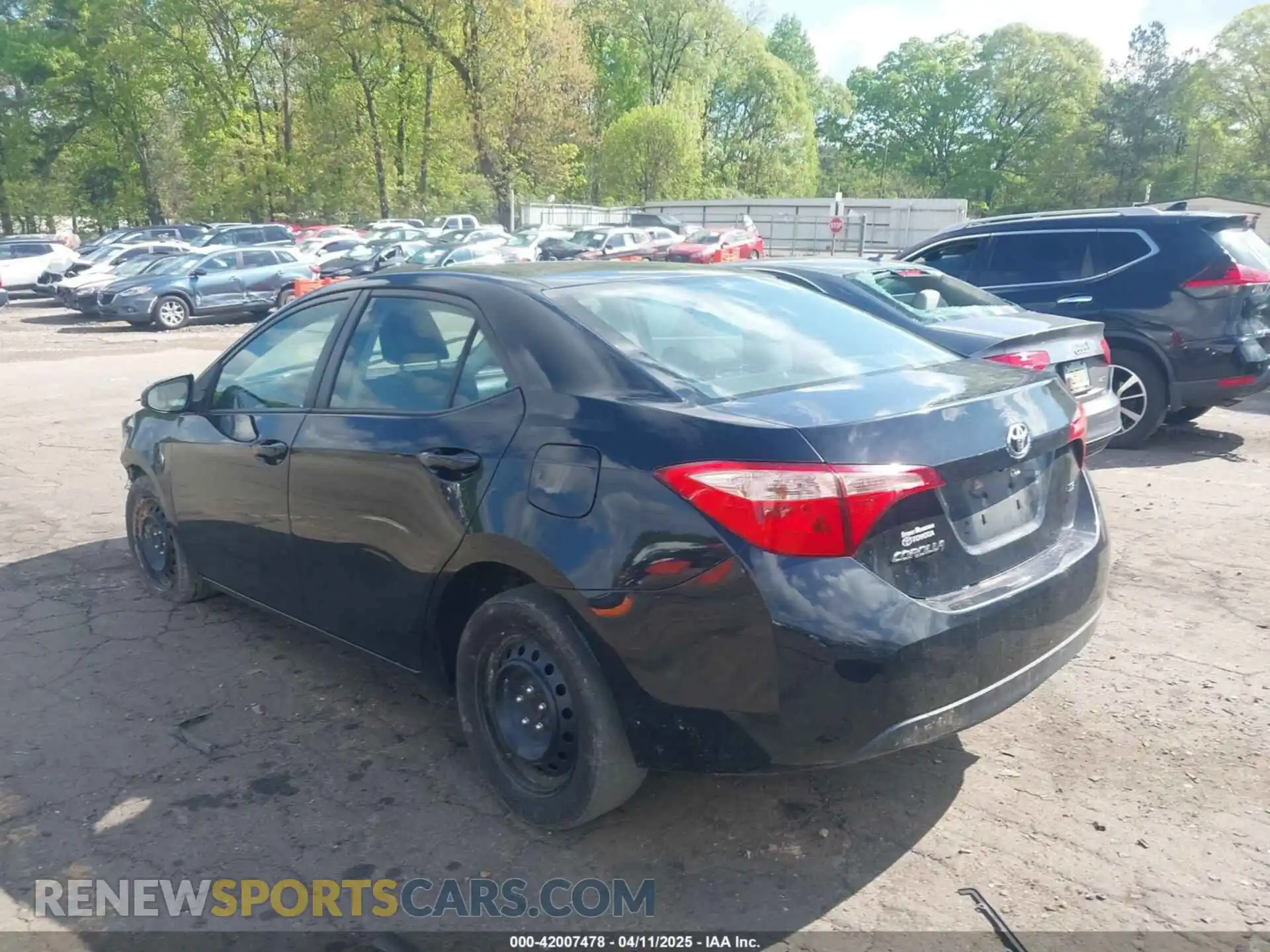 3 Photograph of a damaged car 2T1BURHEXKC219252 TOYOTA COROLLA 2019