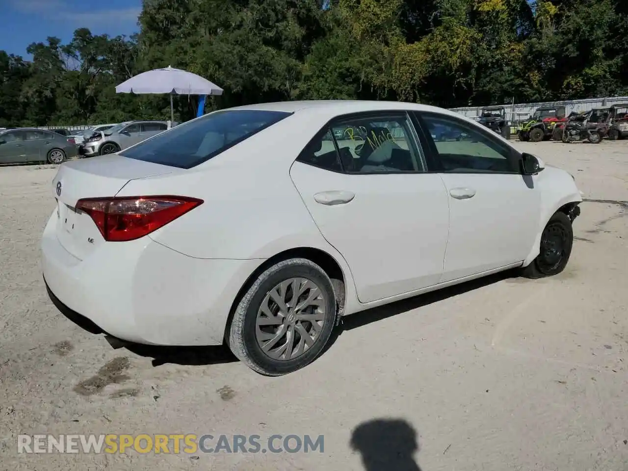 3 Photograph of a damaged car 2T1BURHEXKC219574 TOYOTA COROLLA 2019