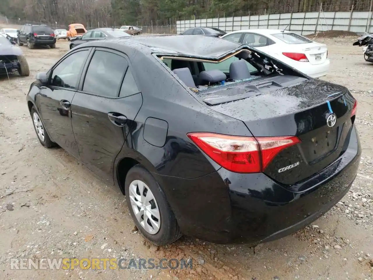 3 Photograph of a damaged car 2T1BURHEXKC222636 TOYOTA COROLLA 2019