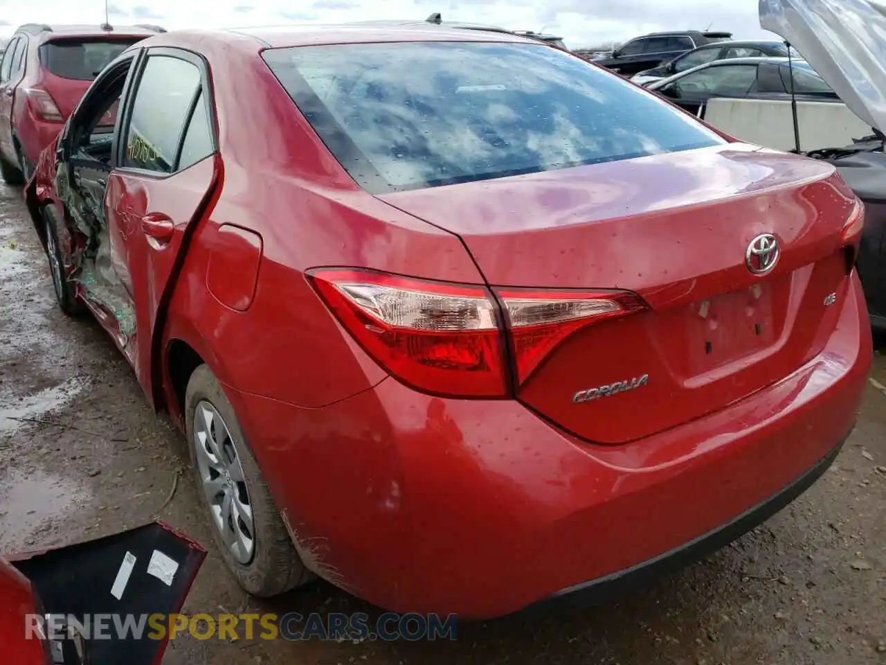 3 Photograph of a damaged car 2T1BURHEXKC232860 TOYOTA COROLLA 2019