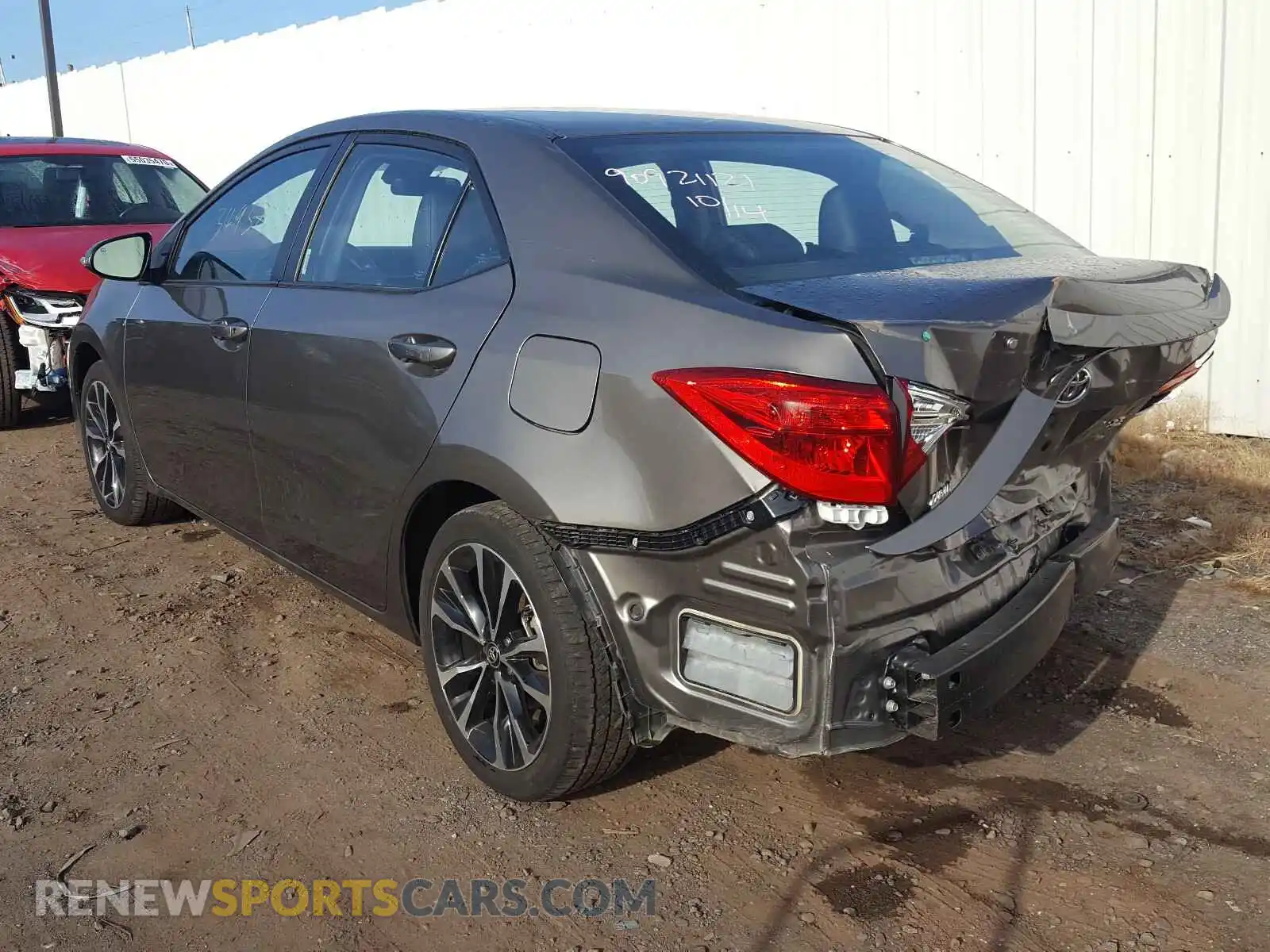 3 Photograph of a damaged car 2T1BURHEXKC239825 TOYOTA COROLLA 2019