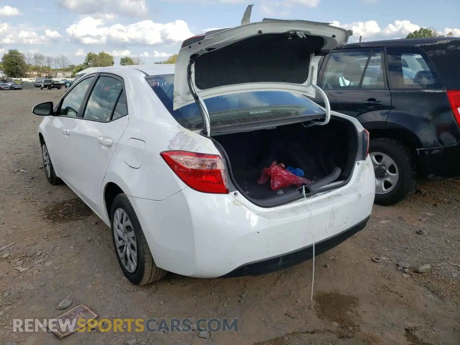3 Photograph of a damaged car 2T1BURHEXKC241994 TOYOTA COROLLA 2019