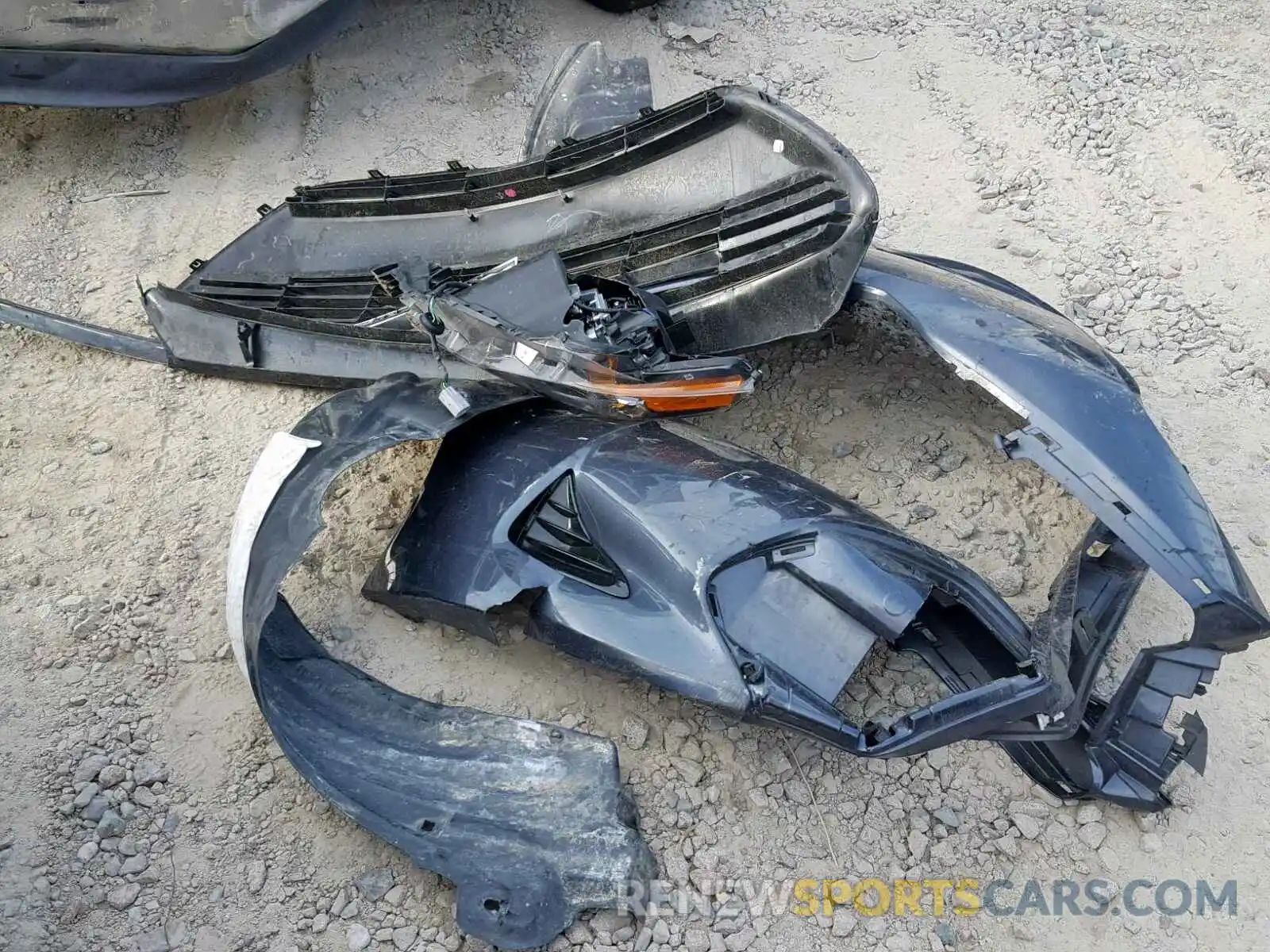 9 Photograph of a damaged car 5YFBURHE0KP876805 TOYOTA COROLLA 2019