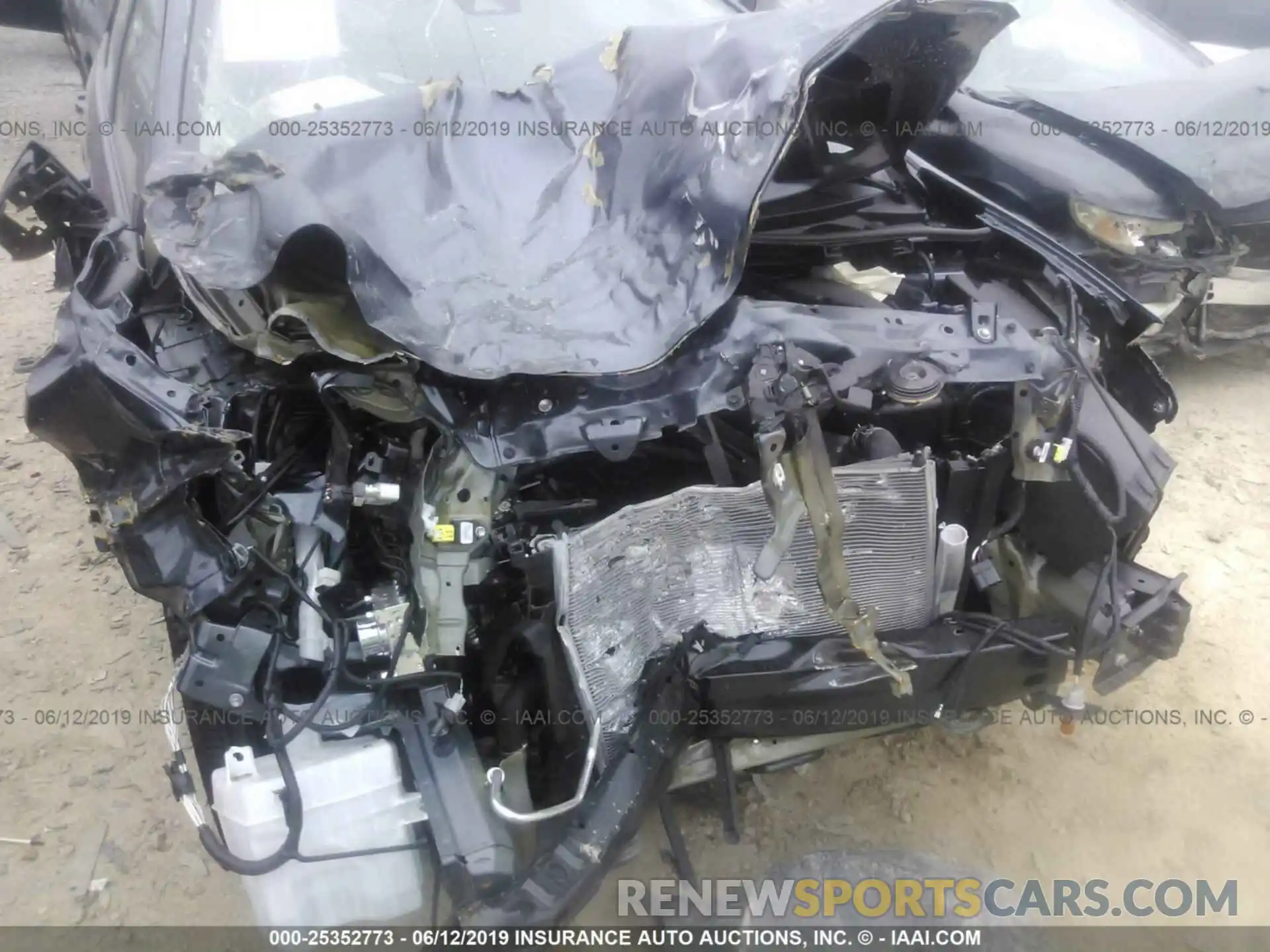6 Photograph of a damaged car 5YFBURHE0KP948926 TOYOTA COROLLA 2019