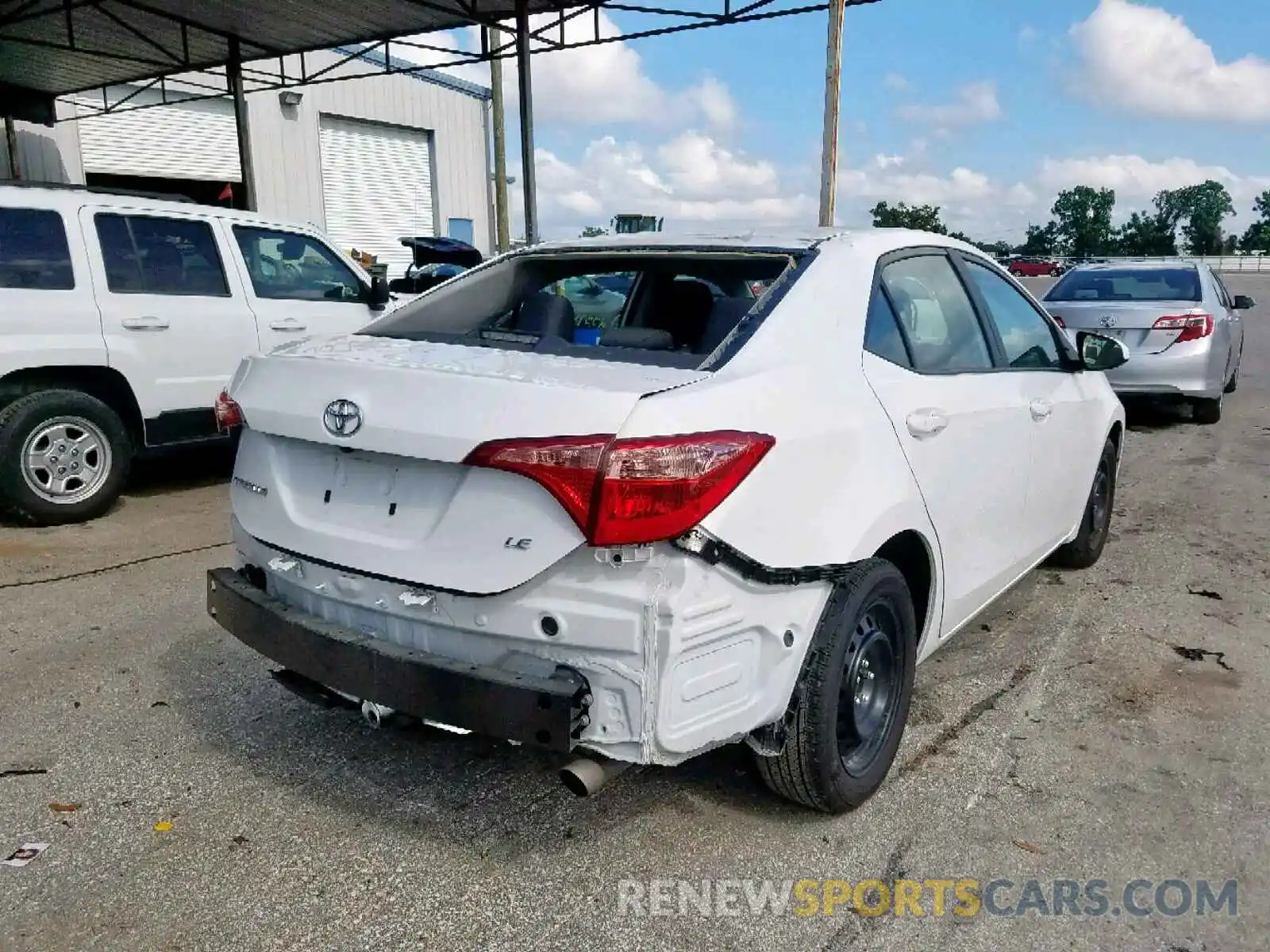 4 Photograph of a damaged car 5YFBURHE1KP859043 TOYOTA COROLLA 2019