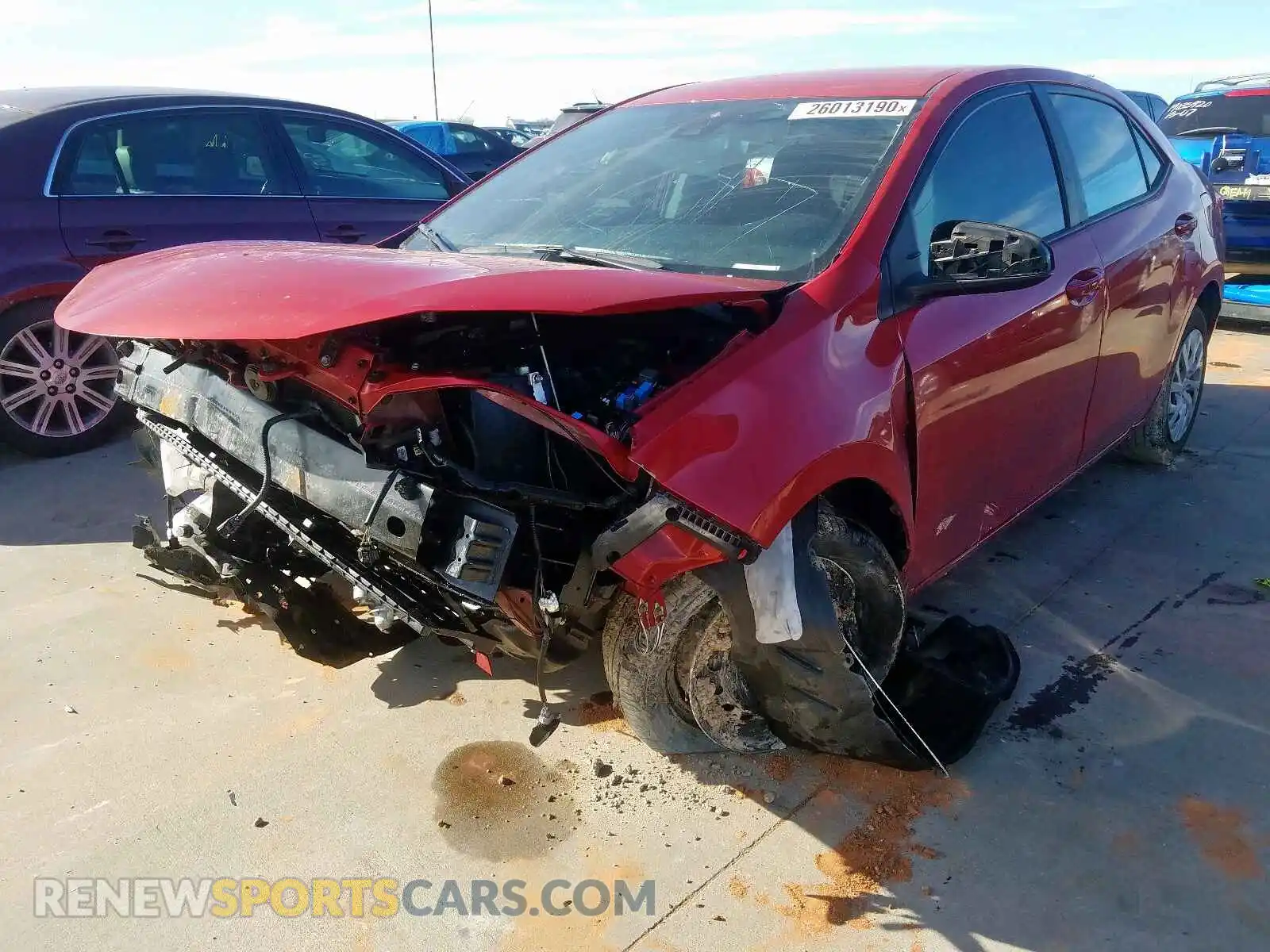 2 fotografías del automóvil dañado 5YFBURHE1KP867157 TOYOTA COROLLA 2019