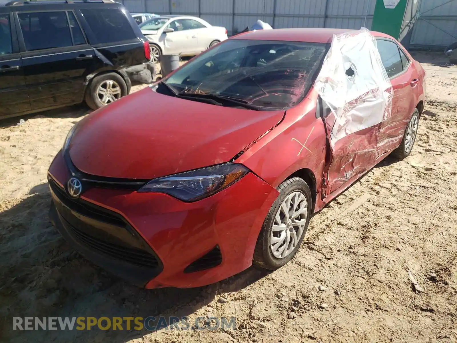 2 fotografías del automóvil dañado 5YFBURHE1KP875470 TOYOTA COROLLA 2019