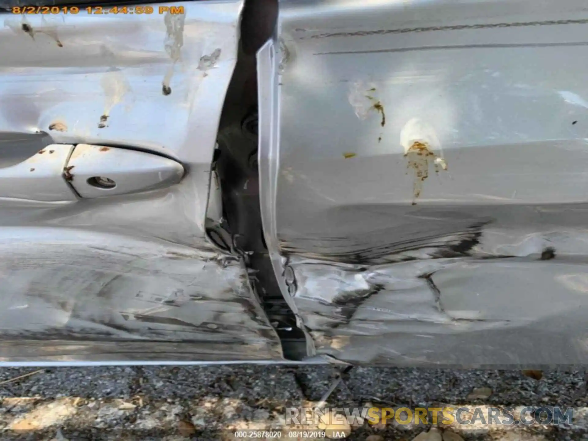 15 Photograph of a damaged car 5YFBURHE1KP892723 TOYOTA COROLLA 2019