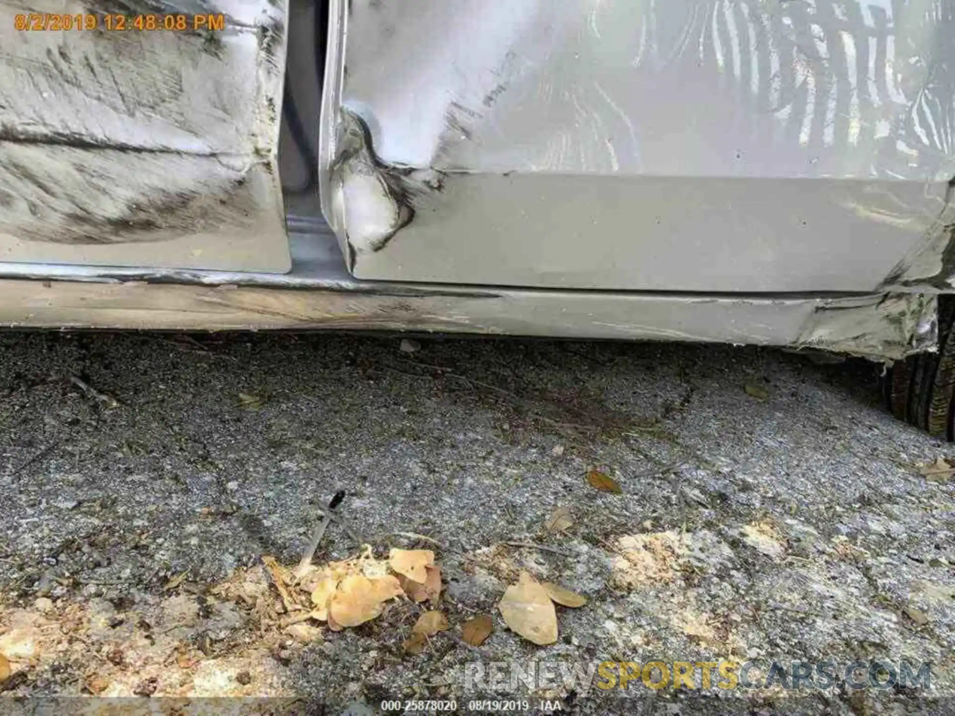 17 Photograph of a damaged car 5YFBURHE1KP892723 TOYOTA COROLLA 2019